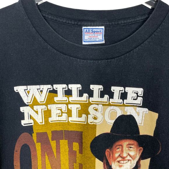 Vintage 90s Willie Nelson One Night Only Tee Large Black USA Made Holes Fade - Picture 3 of 5